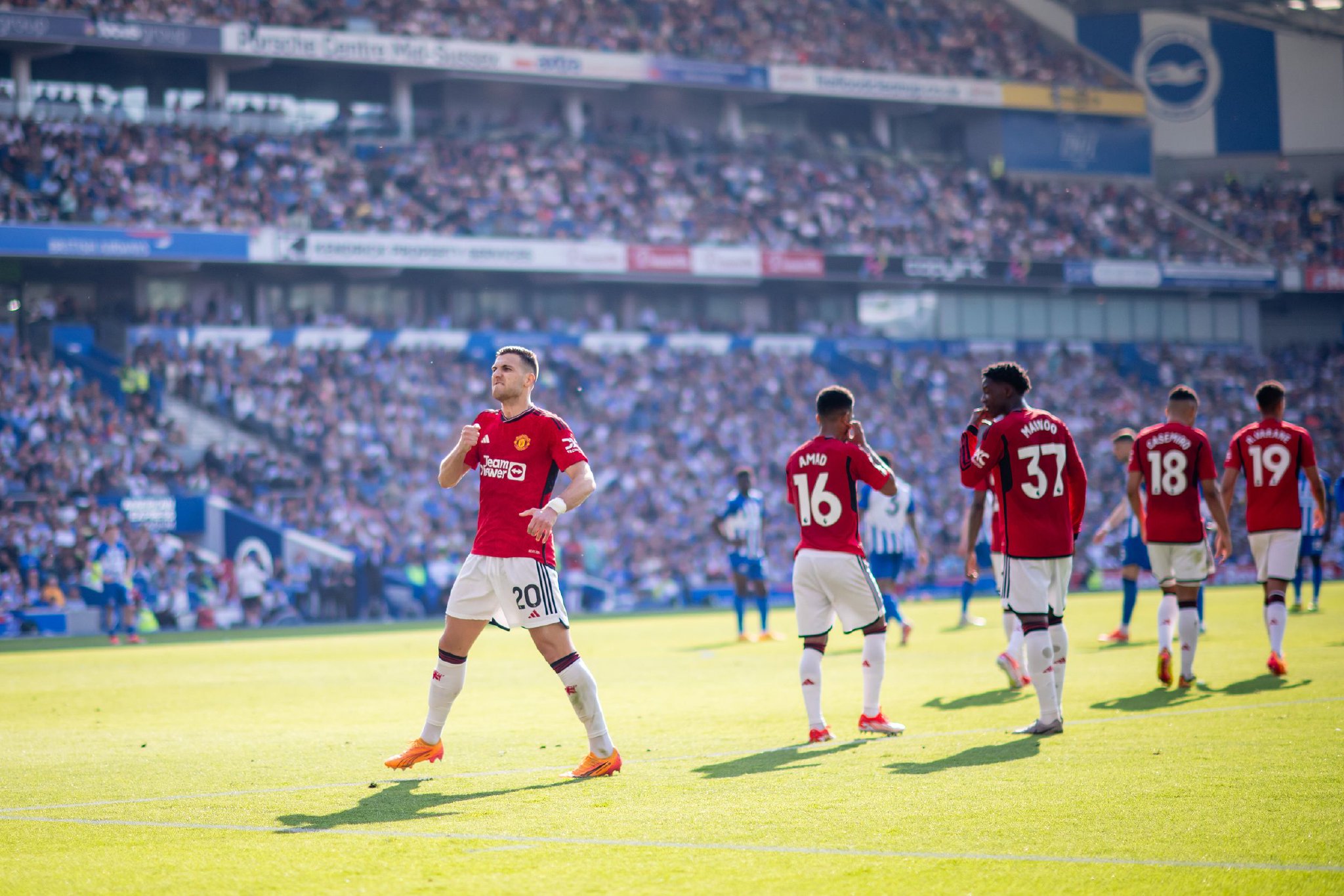 谈判仍在进 谈判仍在进