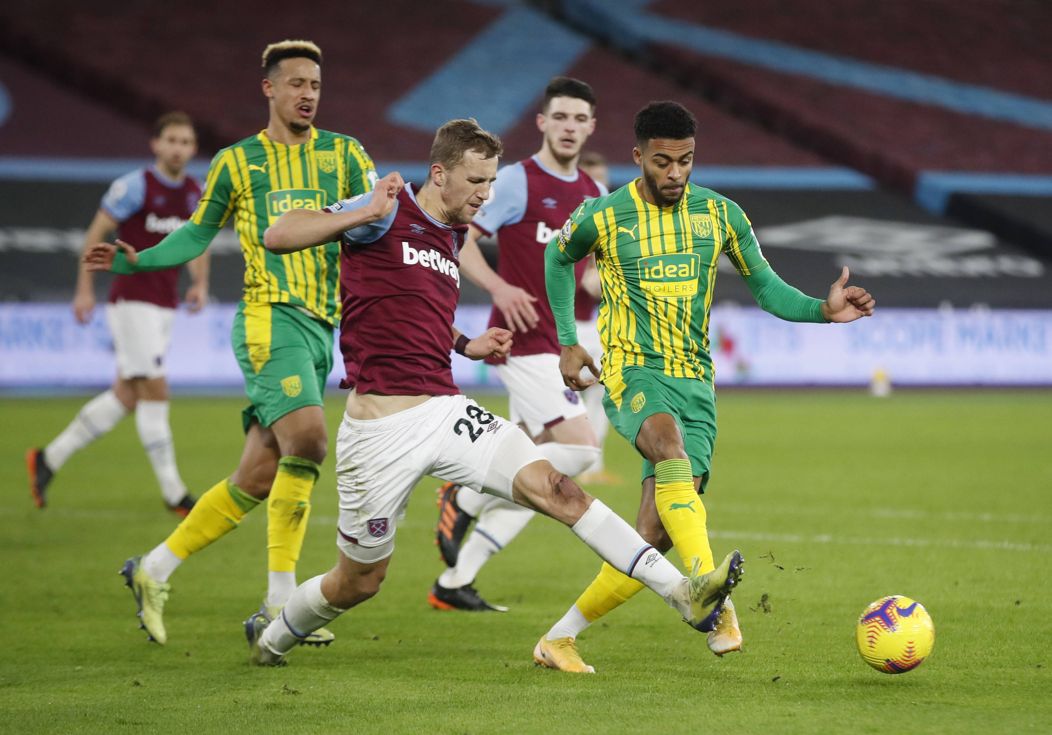 在金钱与成 在金钱与成